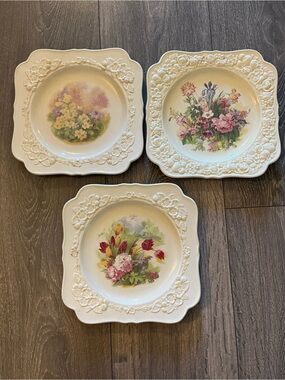 Vintage Crown Ducal Fine China Plates